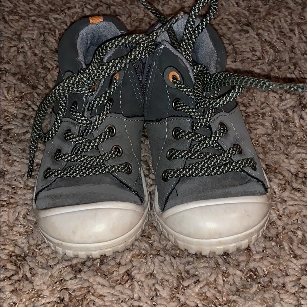 Cat and Jack boots, 7